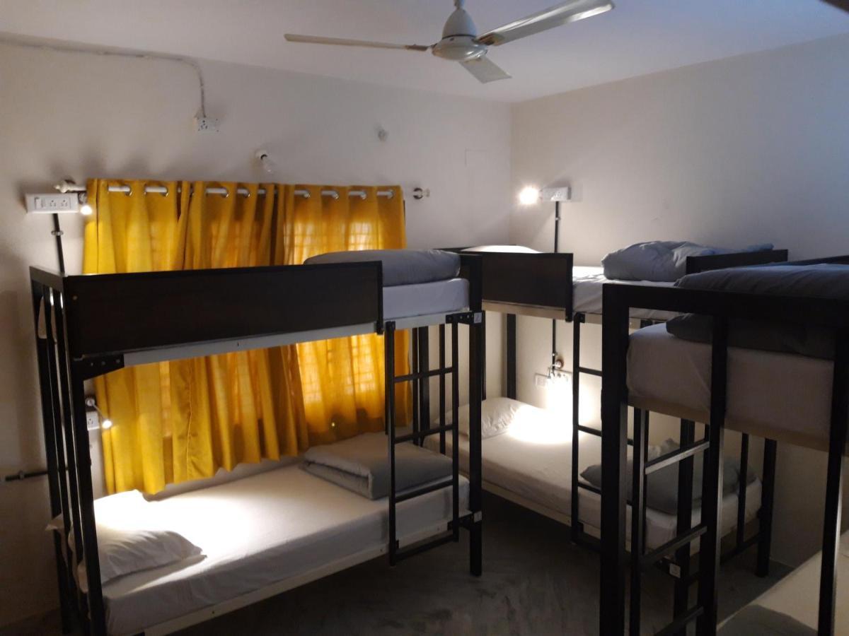 Chirpy Co-Living Space & Hostel Bangalore Dış mekan fotoğraf